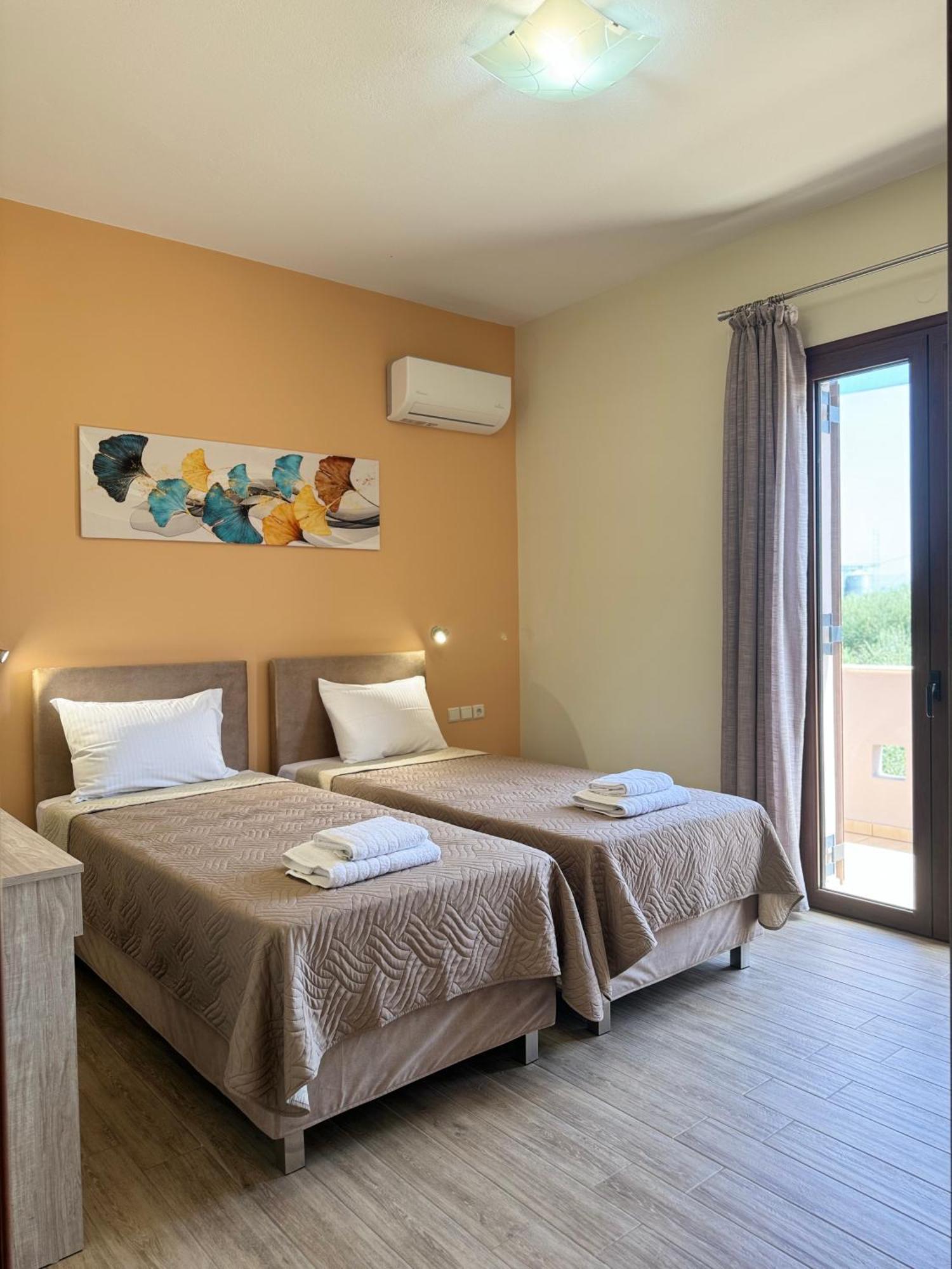 Villa Saint George Maroulas Экстерьер фото