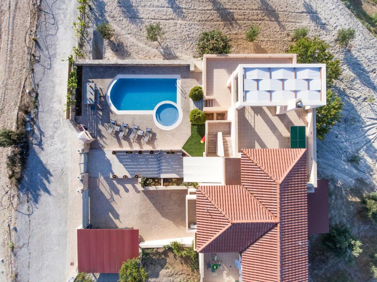 Villa Saint George Maroulas Экстерьер фото